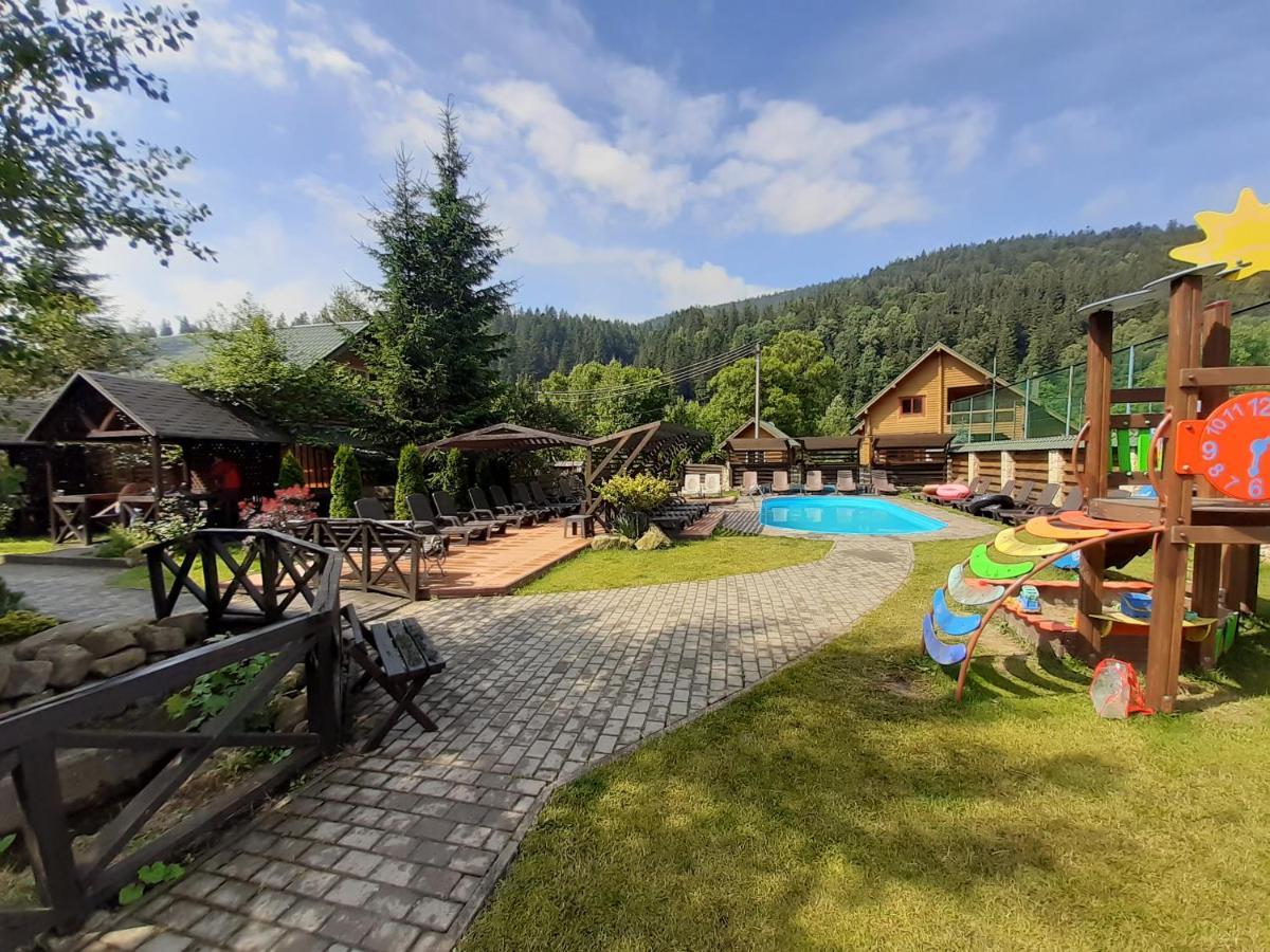 Villa Provans Tatariv Eksteriør billede